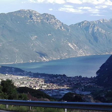 Villa Dream alla Beppa Tenno Esterno foto